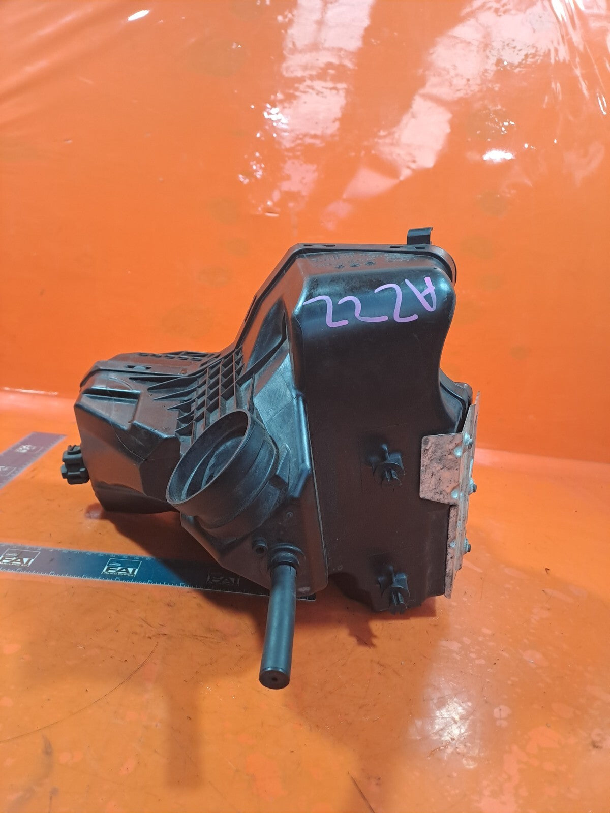 ✅Audi A5 Tfsi Cvt Cabriolet 2012 1.8 Petrol AIR FILTER BOX HOUSING 8R0133837S - Image 3