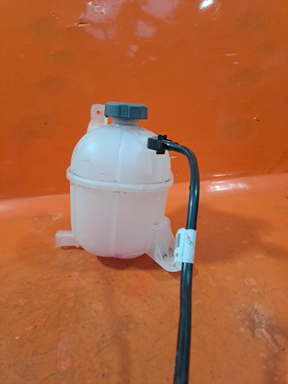 ✅HYUNDAI TUCSON MK4 1.6 PETROL 2023 EXPANSION COOLANT BOTTLE TANK 25430-P0000 - Image 6