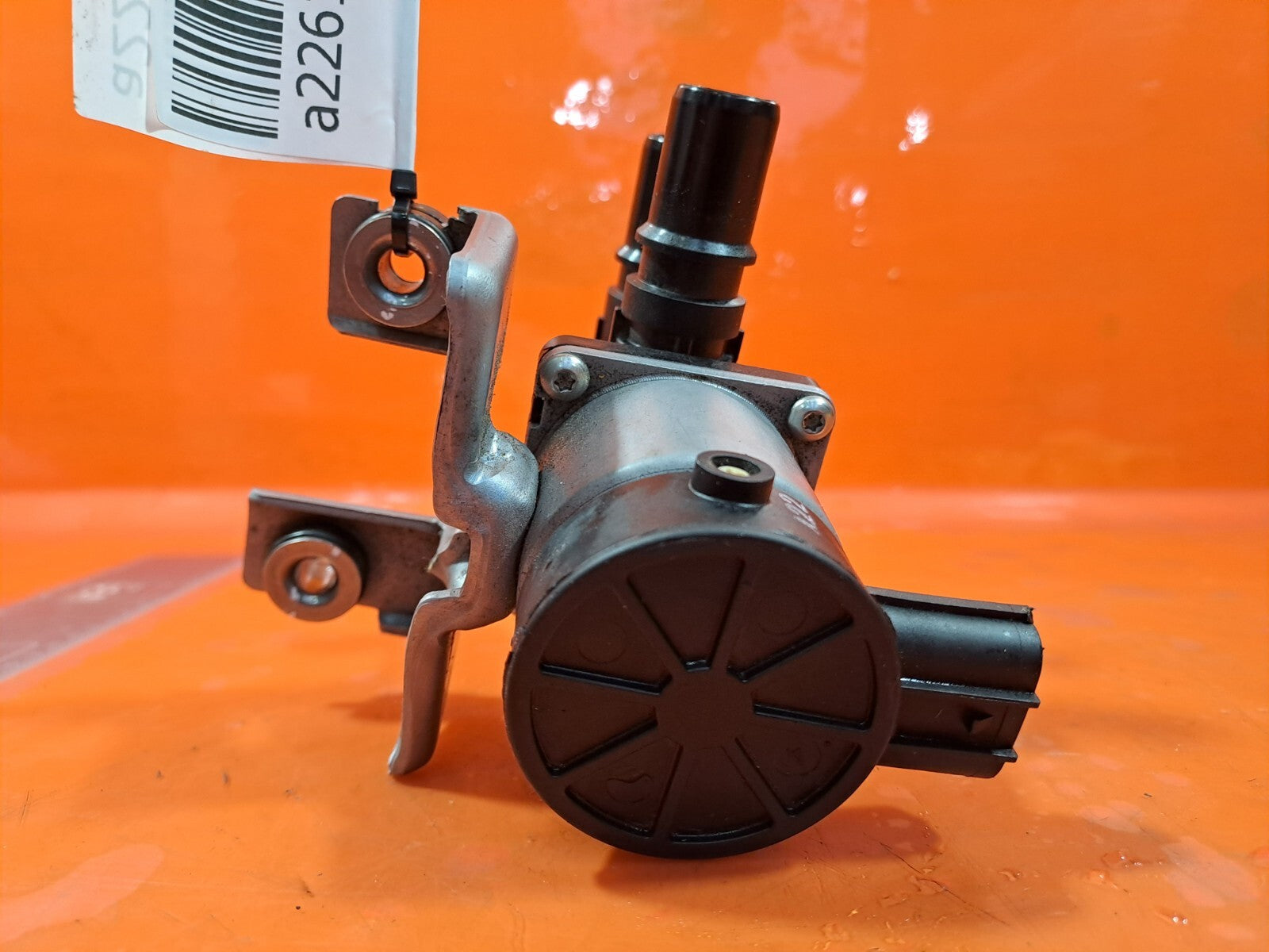 ebay-src:https://i.ebayimg.com/00/s/mtiwmfgxnjaw/z/v2saaoswzpbnegg6/$_57.jpg
