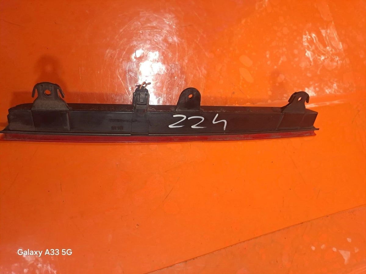 Audi Q7 S Line 3.0 Diesel 2010 Rear Centre Third Brake Light 4L0945097 A224 - Image 6