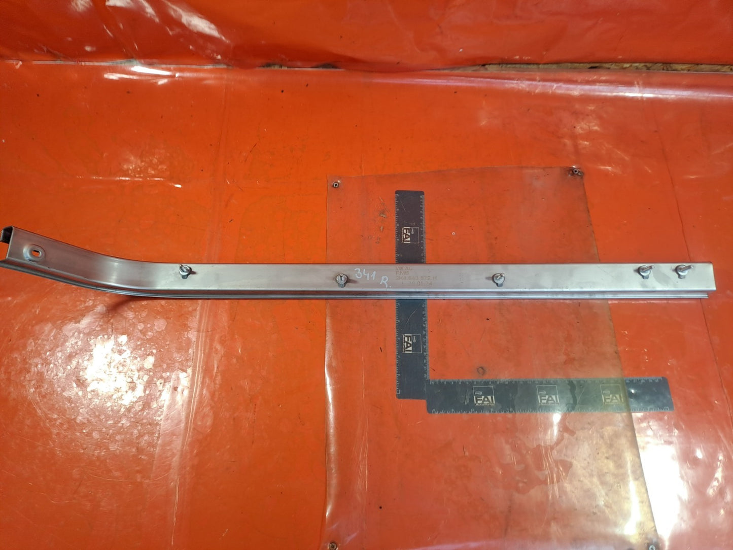 ✅FORD GRAND TOURNEO CONNECT VW CADDY RIGHT SLIDING DOOR UPPER ROLLER GUIDE HINGE - Image 4
