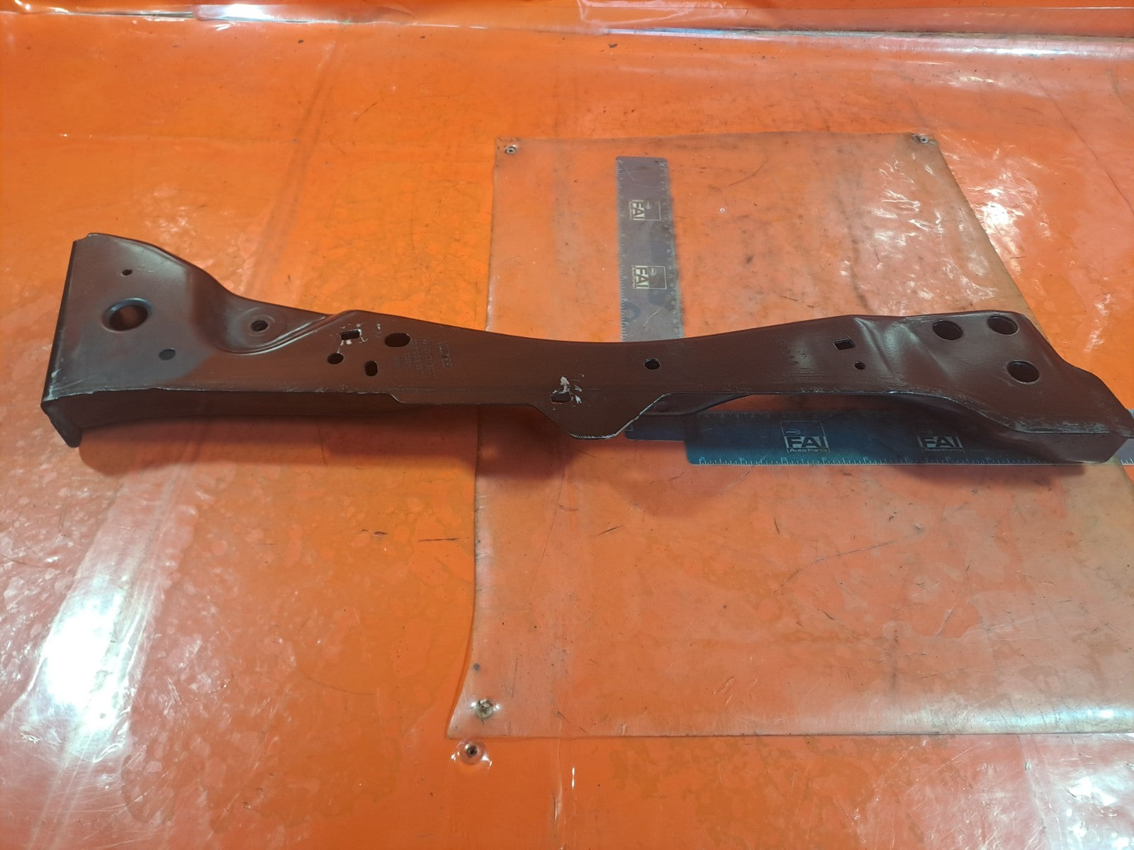 ✅2023 FORD KUGA MK3 ST-LINE X FRONT LEFT LOWER BRACKET SUPPORT LX6B-S101D49-DC - Image 4