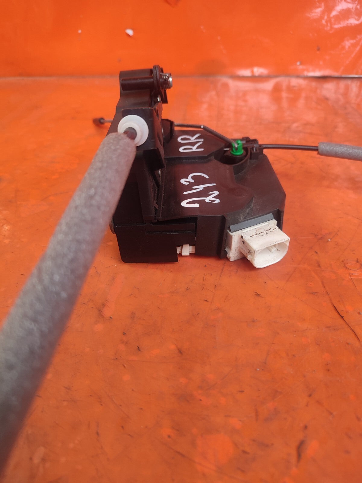 ✅2011 LAND ROVER RANGE ROVER L322 4.4D REAR RIGHT DOOR LOCK 3H4226412AD A243 - Image 10