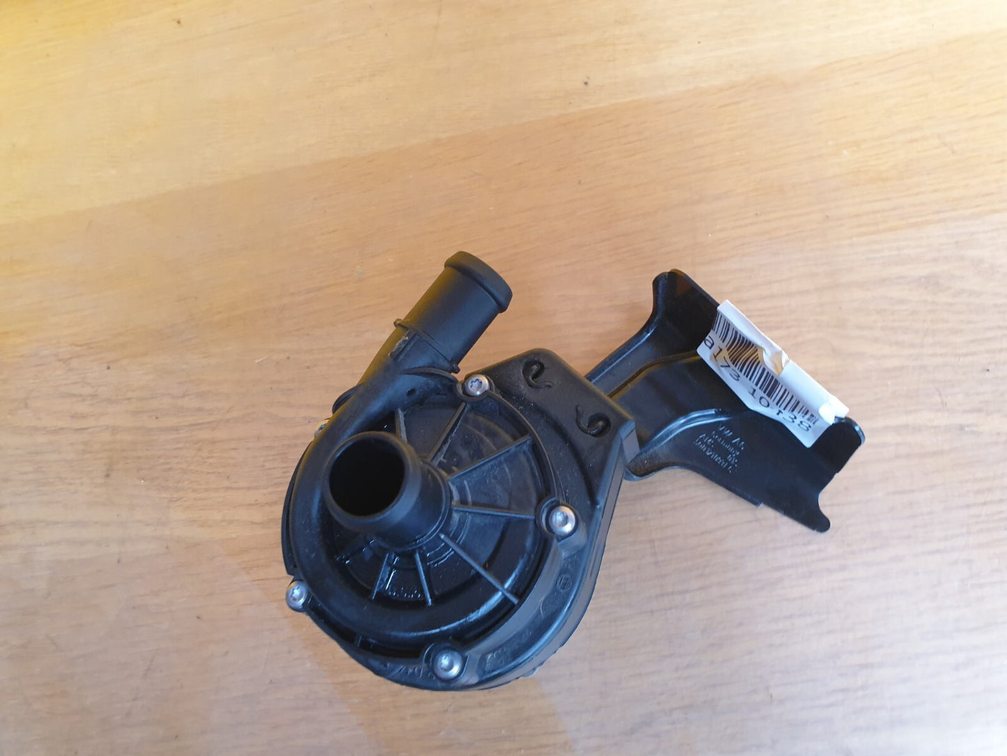 ebay-src:https://i.ebayimg.com/00/s/mtiwmfgxnjaw/z/~4yaaoswrzdmyfcm/$_57.jpg