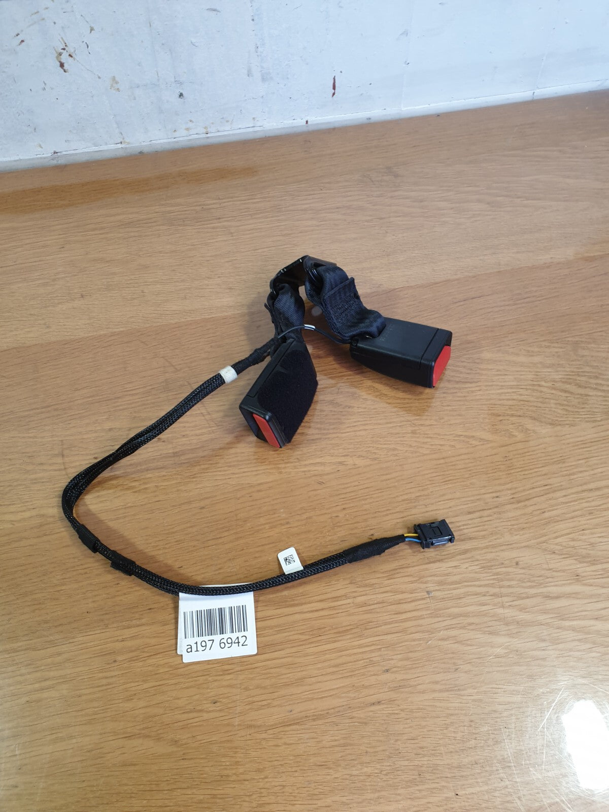 ✅2020 PEUGEOT 208 ALLURE EV REAR TWIN DOUBLE SEAT BELT BUCKLE 640351200C A197 - Image 7