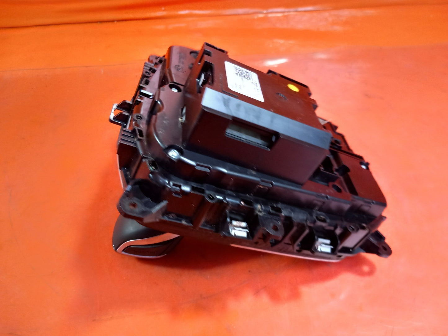 ebay-src:https://i.ebayimg.com/00/s/mtiwmfgxnjaw/z/igqaaeswzvlqjukh/$_57.jpg