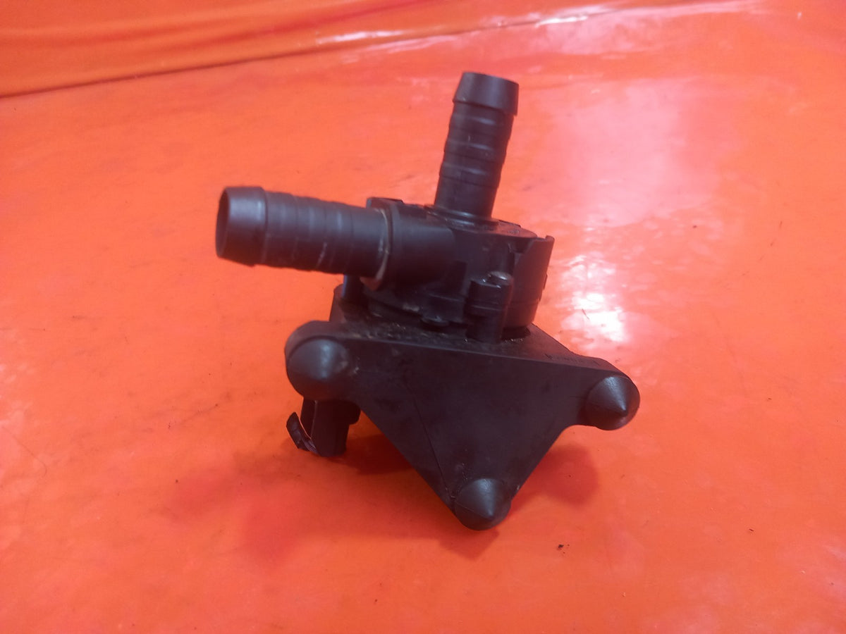 Ford Ranger Wildtrak 2.0 Diesel 2021 YN2X Auxiliary Water Pump JB3G18D473AA A407 - Image 3