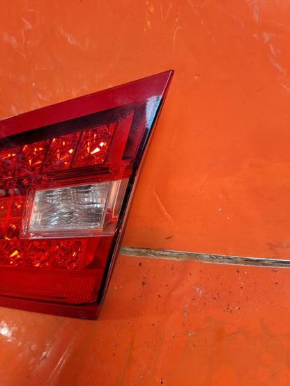 ✅2011 MERCEDES E CLASS W212 REAR RIGHT INNER TAIL LIGHT A2129060258 + WARRANTY - Image 3