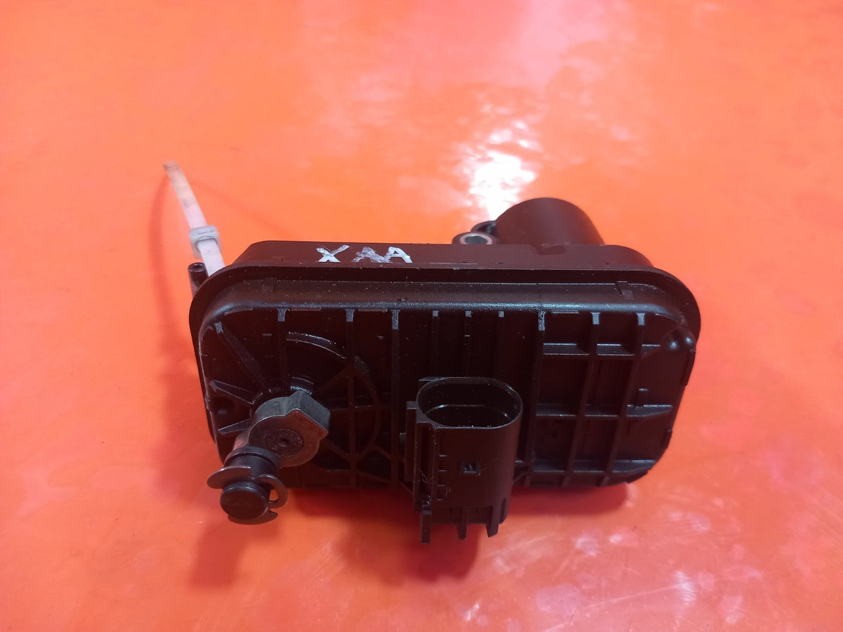 ebay-src:https://i.ebayimg.com/00/s/mtiwmfgxnjaw/z/s40aaesw2mbqp6h0/$_57.jpg