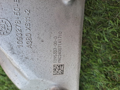 2024 TESLA MODEL 3 LONG ENGINE MOUNTING BRACKET LEFT 1093278-50-B +WARRANTY A207 - Image 9