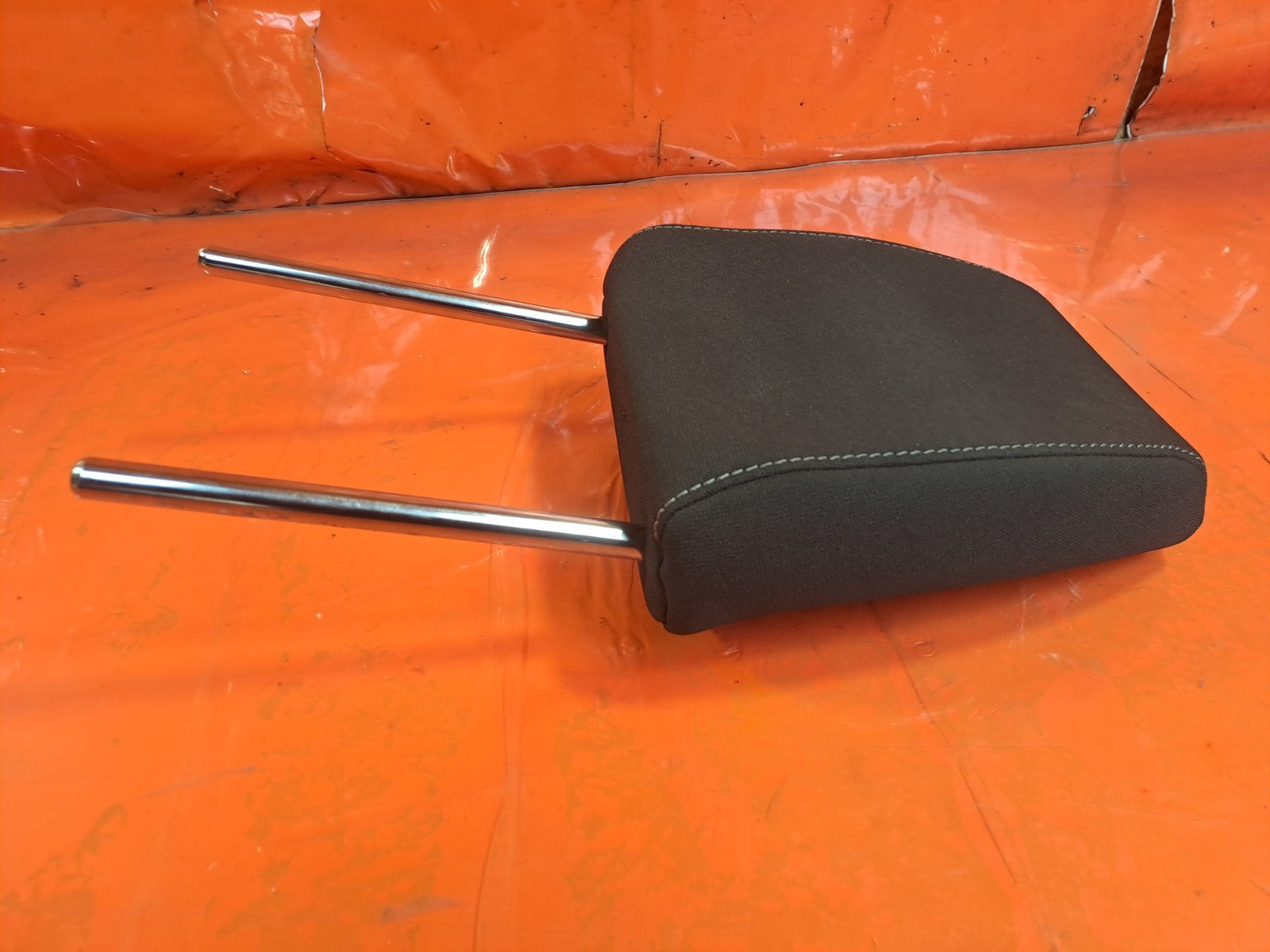 ✅2021 Renault Captur MK2 Front Headrest + Warranty A385 - Image 3