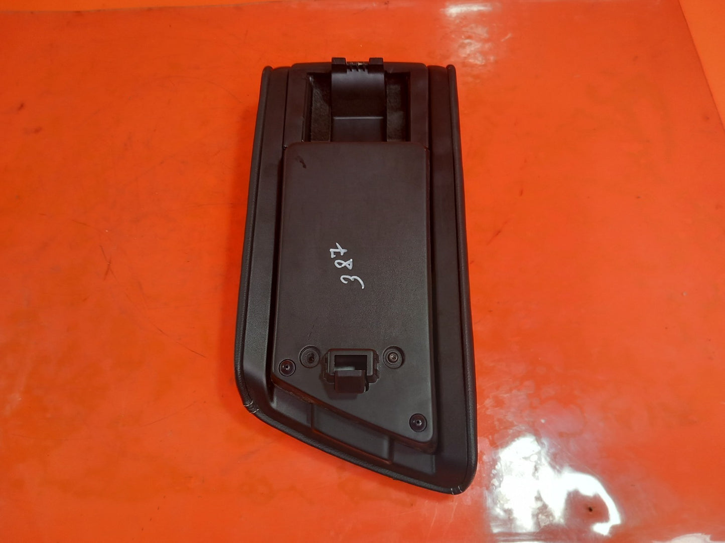 2019 Renault Megane MK4 Centre Console Armrest Warranty A387 - Image 7