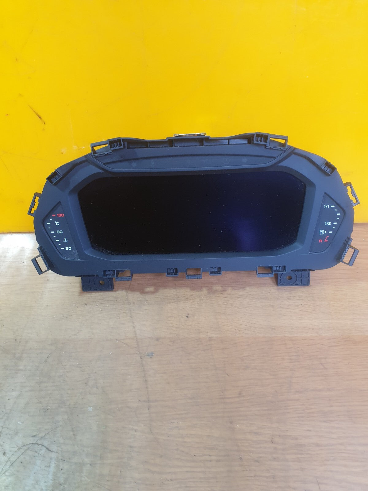 ebay-src:https://i.ebayimg.com/00/s/mtywmfgxmjaw/z/kd8aaosw9sxmkq5u/$_57.jpg
