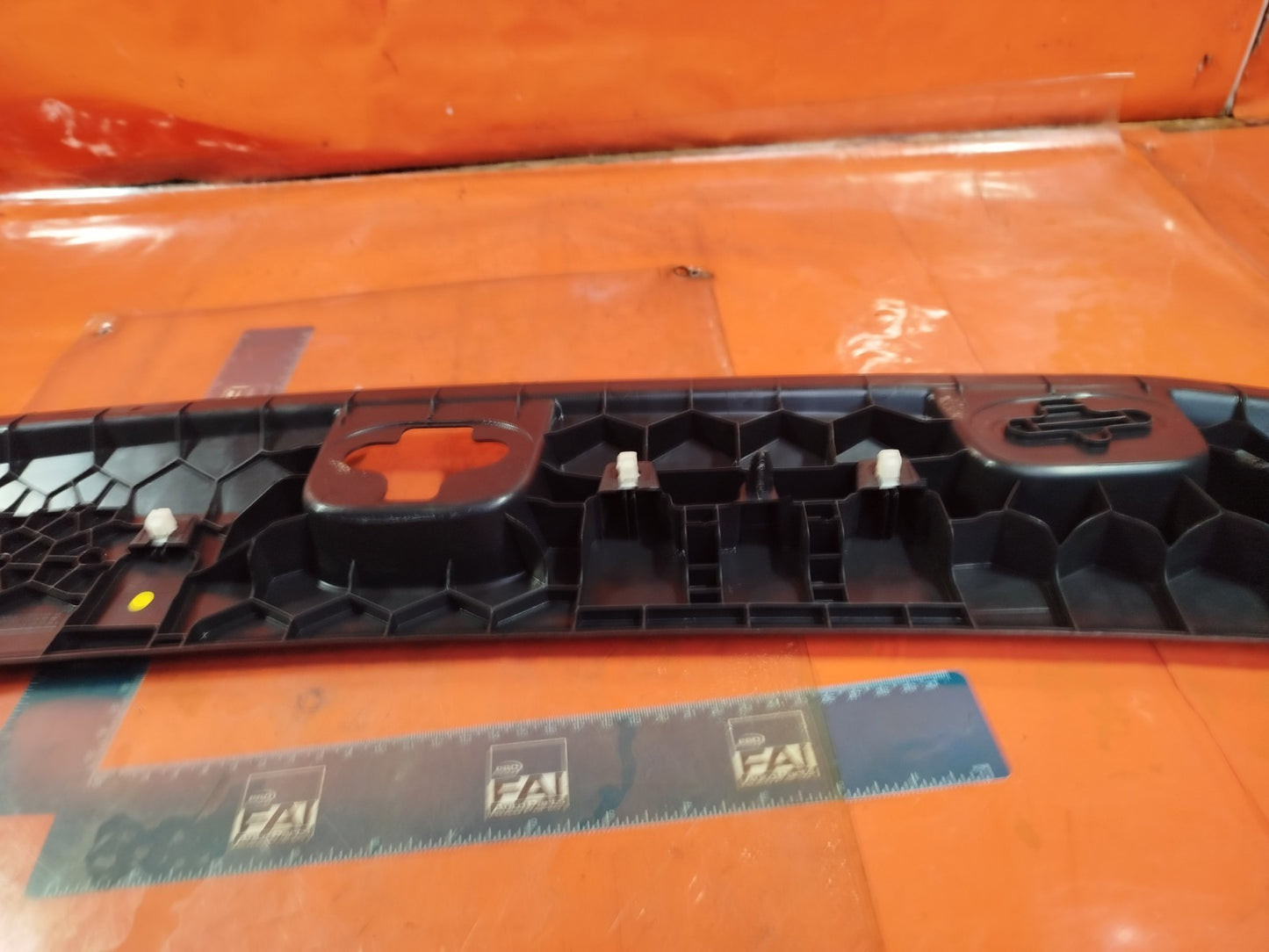 ✅2024 FORD GRAND TOURNEO CONNECT VW CADDY TRUNK BOOT LOCK TRIM 2K7863459F - Image 8