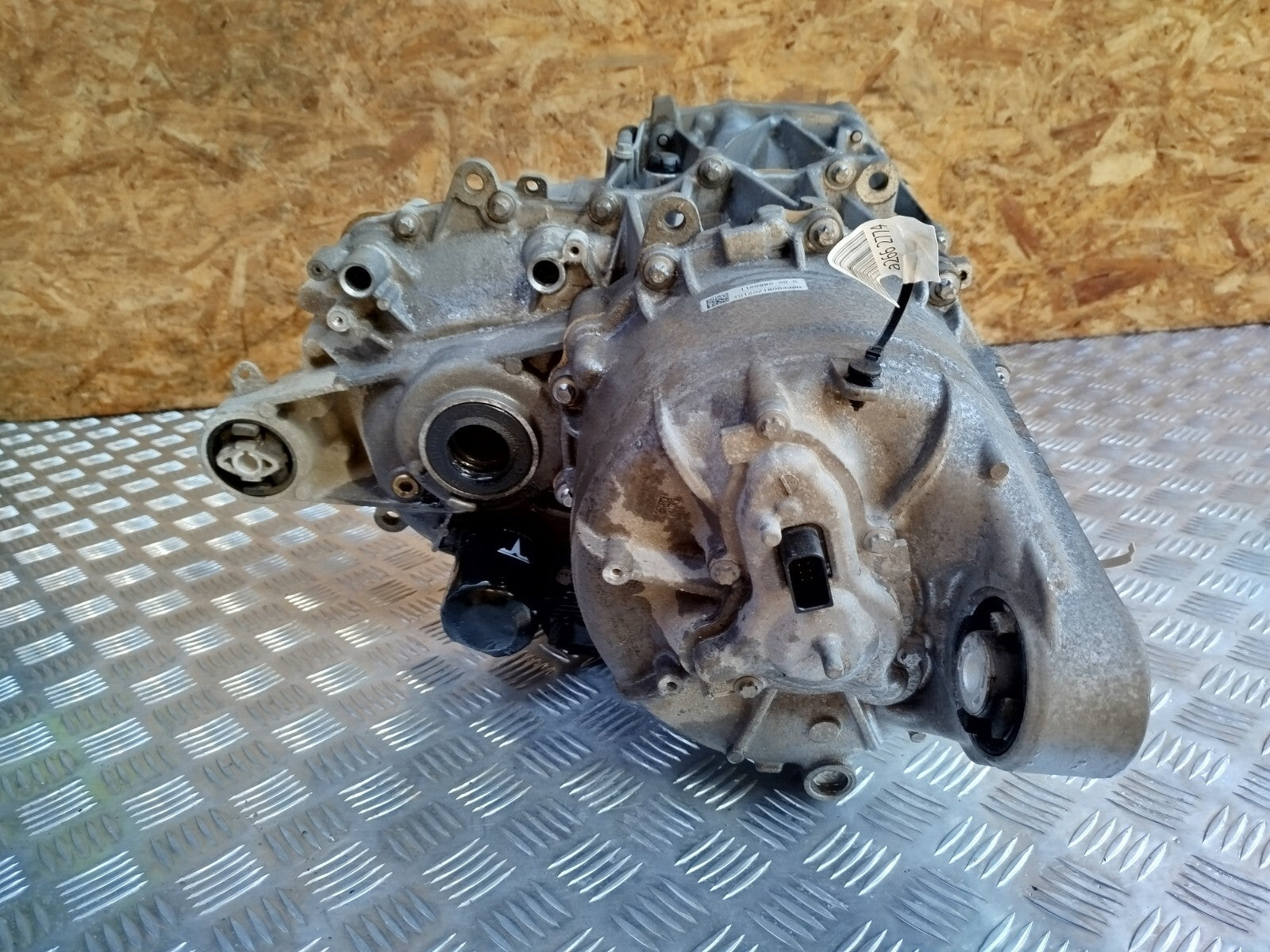 ebay-src:https://i.ebayimg.com/00/s/mtiwmfgxnjaw/z/6xwaaoswzlbn9qj6/$_57.jpg