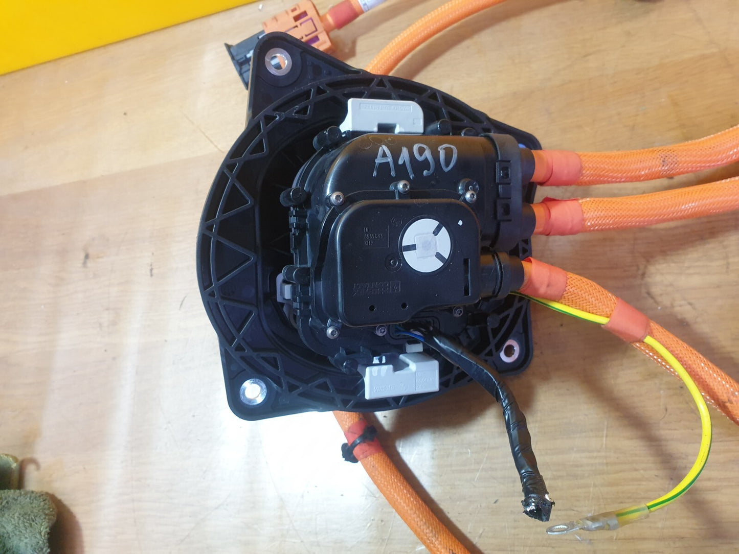 ✅BMW I4 G26 E-DRIVE 40M SPORT 2023 BATTERY CHARGING CABLE 5A38834 Warranty A190 - Image 4