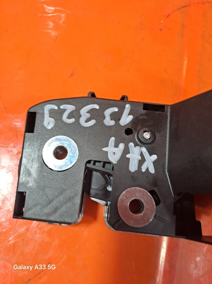 ✅MERCEDES W176 W246 REAR LEFT RIGHT SEAT LOCK SET A2469200172 A2469200272 xAA - Image 11