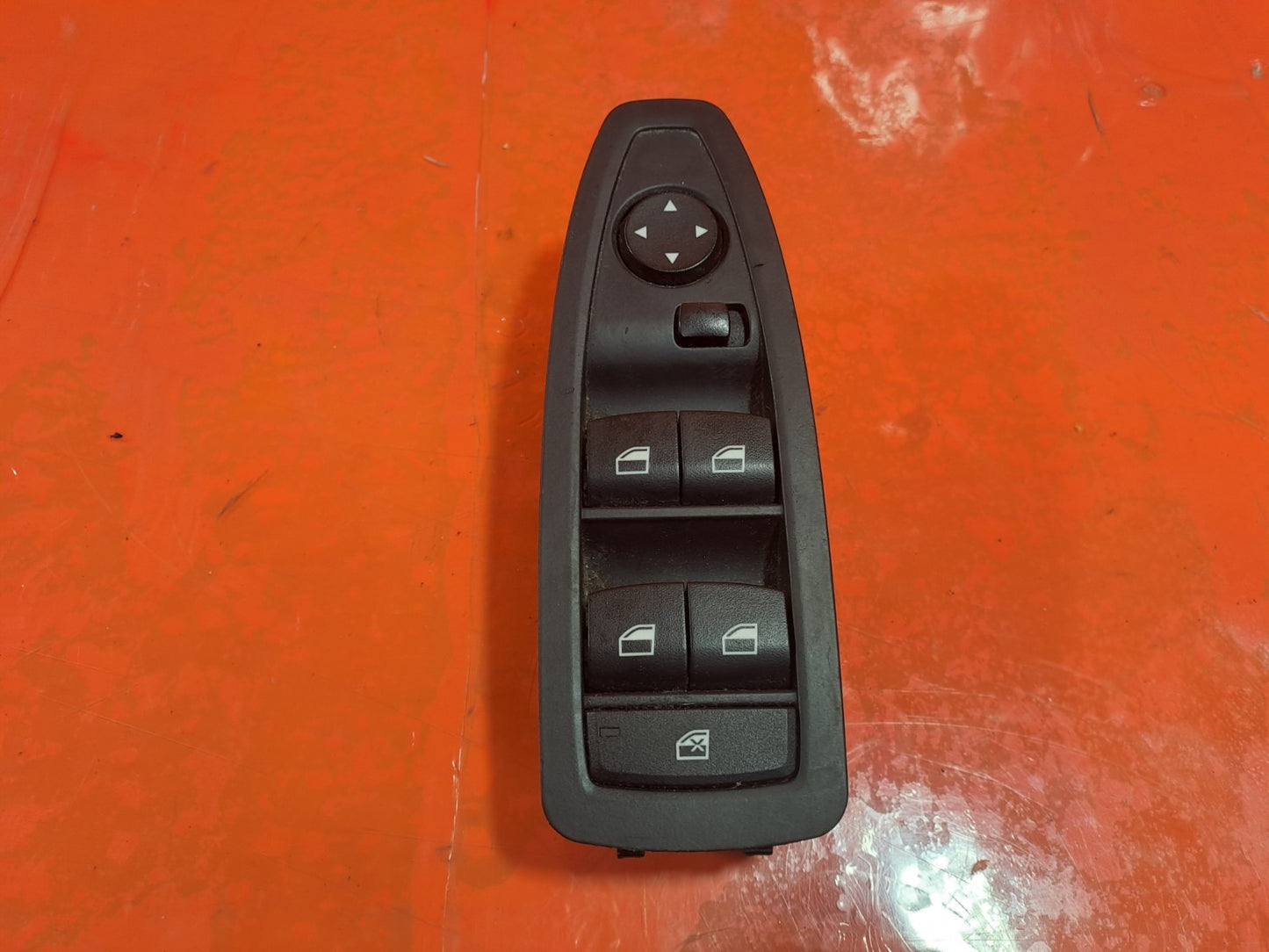 ✅BMW 118D F20 2.0 Diesel 2015 Front Right Door Window Switch 9208110 Warranty - Image 2