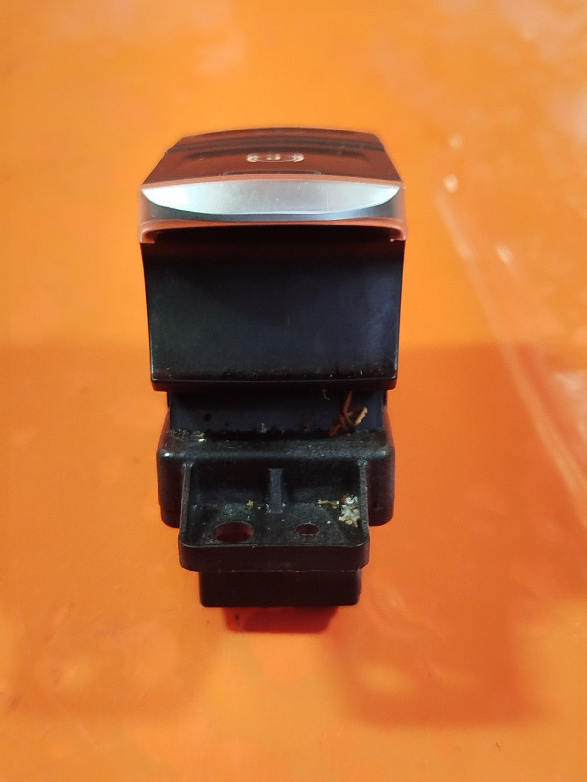 ✅RENAULT CLIO V 1.6 PETROL 2025 HANDBRAKE PARKING BRAKE CONTROL SWITCH Warranty - Image 5
