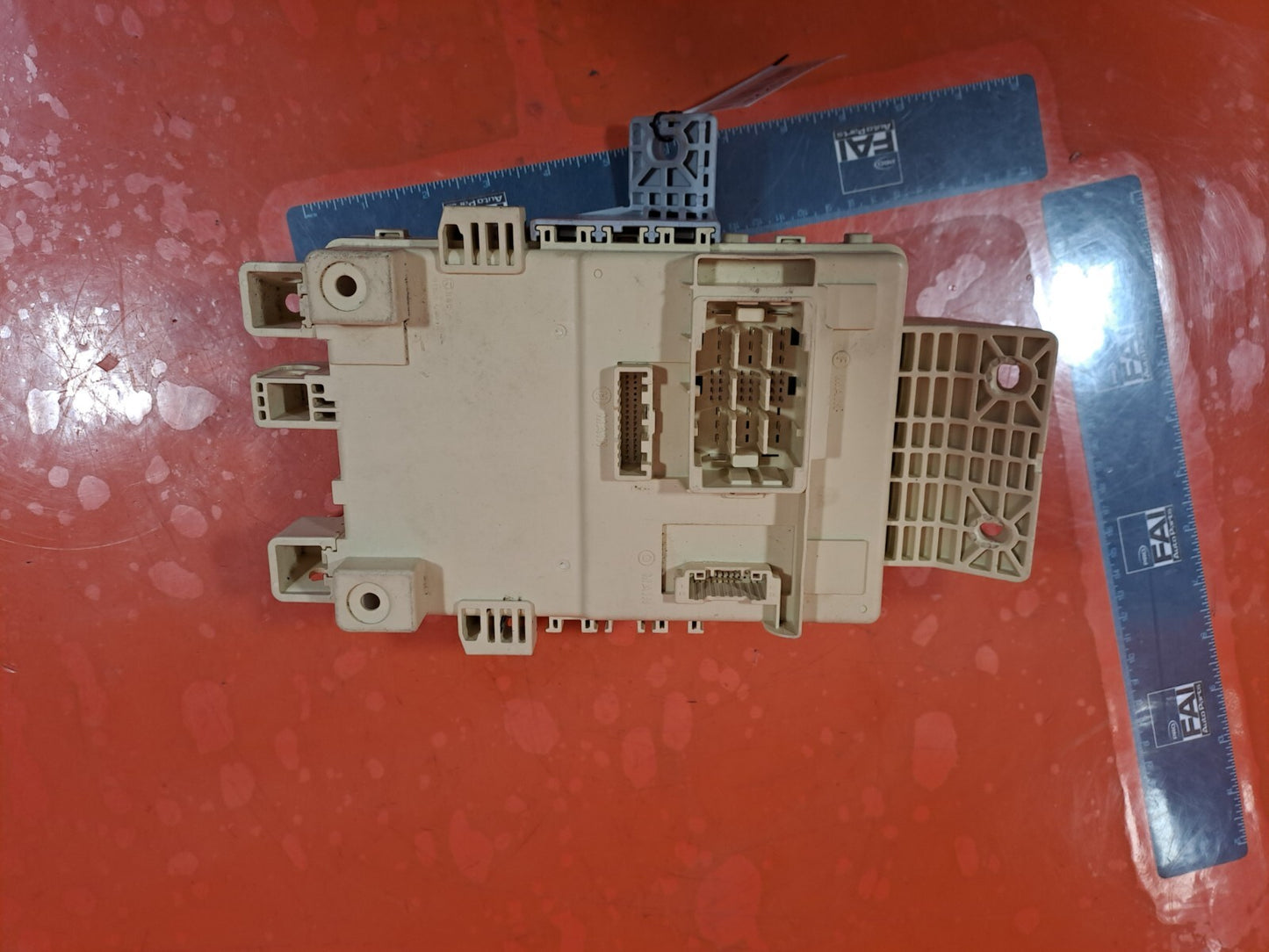ebay-src:https://i.ebayimg.com/00/s/mtiwmfgxnjaw/z/kjcaaosw4tfndr0i/$_57.jpg