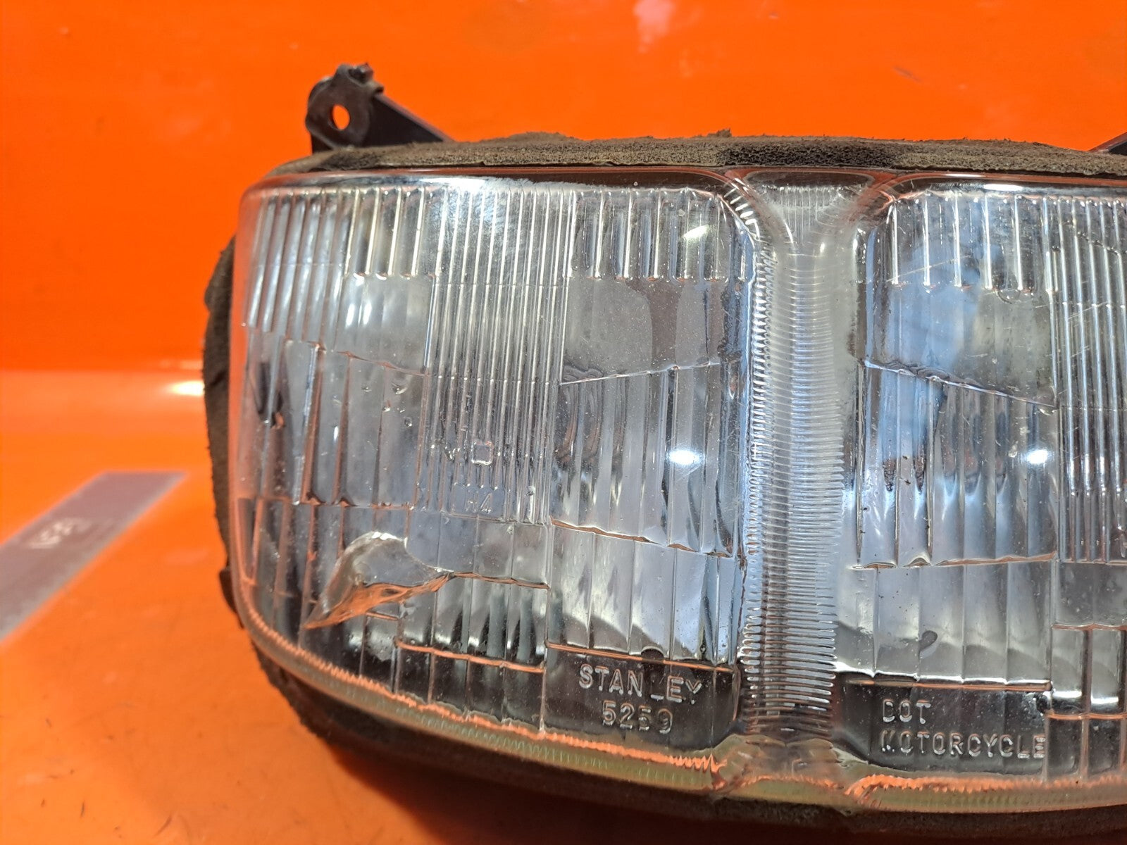 ✅HONDA VFR750 1995 PETROL FRONT HEADLIGHT + WARRANTY A182 - Image 10