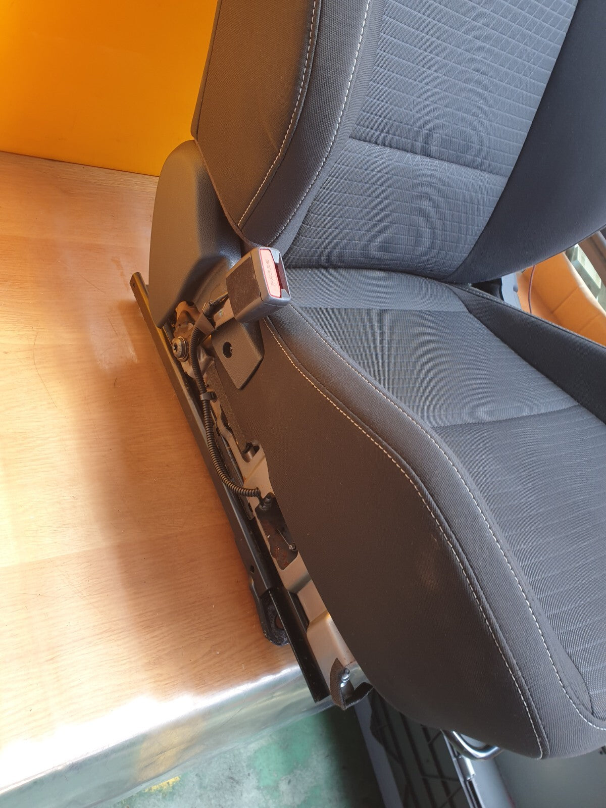 HYUNDAI I20 Ultimate 1.0 Petrol 2023 FRONT SEAT LEFT PASSENGER SIDE Warranty - Image 6