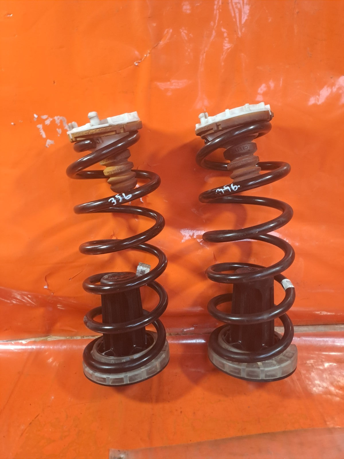 ebay-src:https://i.ebayimg.com/00/s/mtywmfgxmjaw/z/wwsaaeswzs1pqbzb/$_57.jpg
