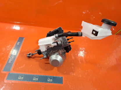 Hyundai Ioniq 5 Namsan 2024 ABS Pump 58500-GI020 53010-GI585 Warranty A226 - Image 4