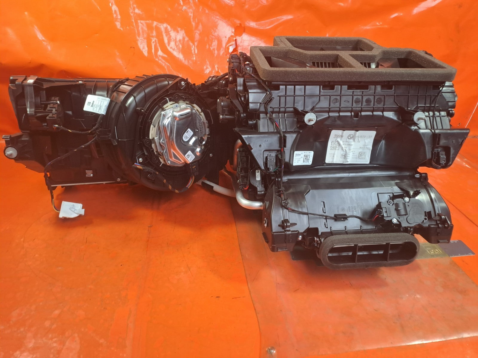 ebay-src:https://i.ebayimg.com/00/s/mtiwmfgxnjaw/z/m-iaaeswio1pqcgj/$_57.jpg