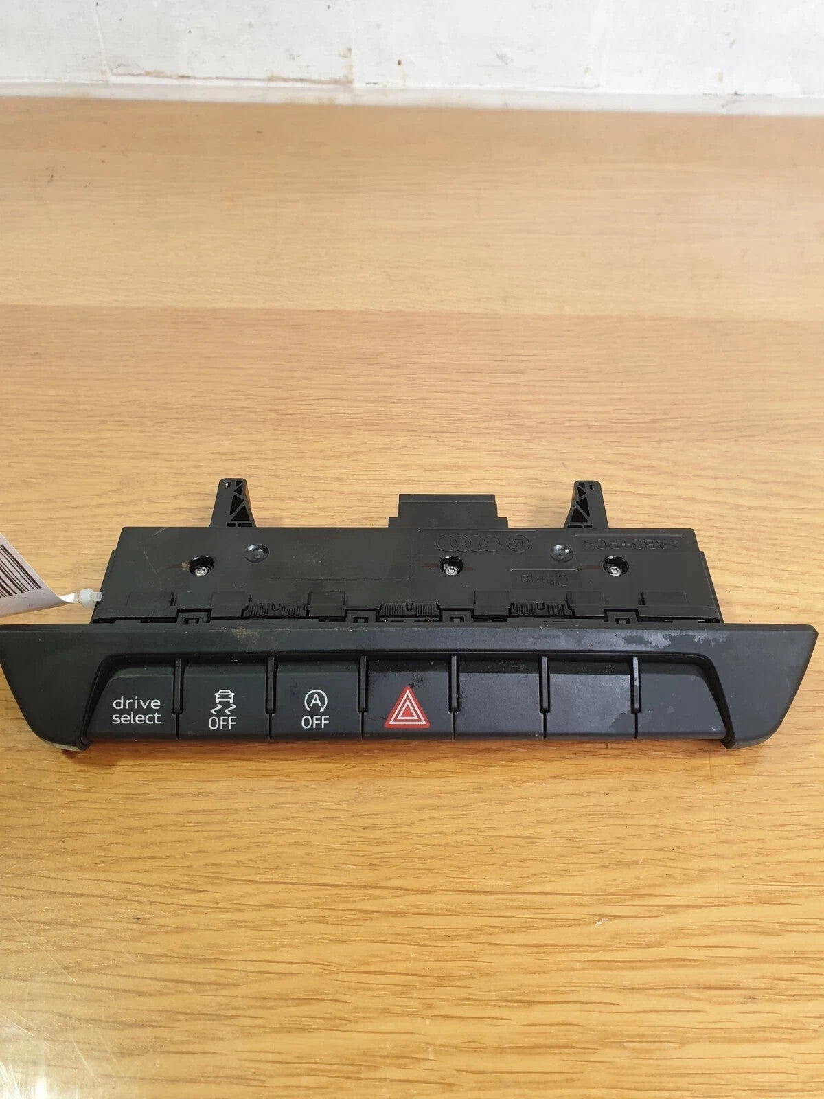 ✅Audi A1 Sport 1.0 Petrol 2020 Hazard Drive Select Traction Start Stop Switch - Image 3