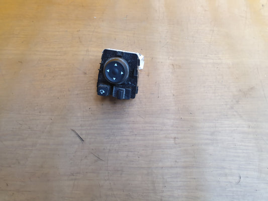 ✅2022 HYUNDAI I20 MK3 1.0P REAR VIEW MIRROR CONTROL SWITCH 93530BV010 + WARRANTY - Image 1