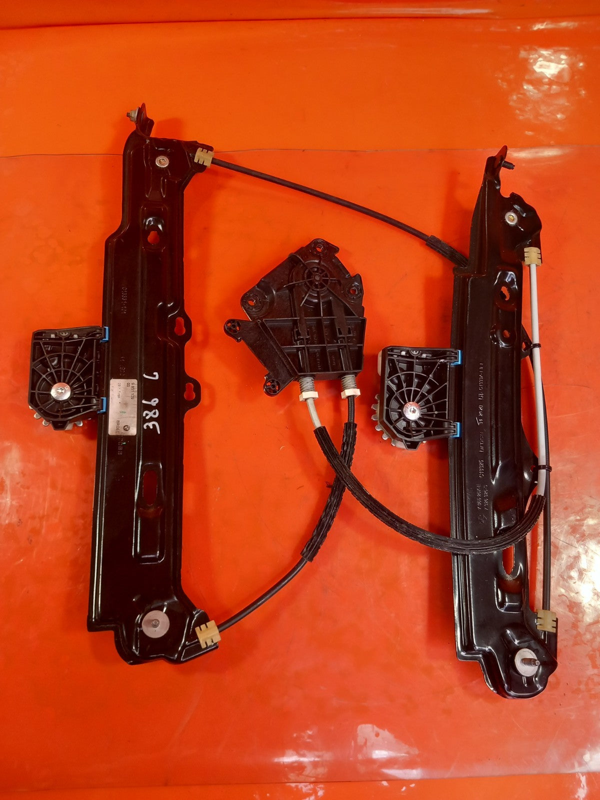 ebay-src:https://i.ebayimg.com/00/s/mtywmfgxmjaw/z/crqaaeswrfjqcwbq/$_57.jpg