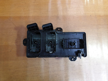 ✅2022 RANGE ROVER EVOQUE L551 1.5 PETROL HYBRID FUSE BOX M8D214A073AA + WARRANTY - Image 8