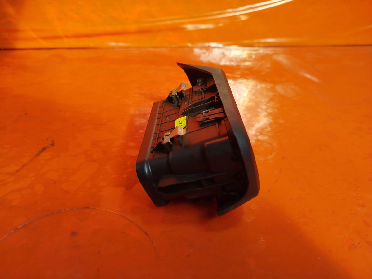 2020 Vauxhall Combo MK4 Dash Right Air Vent MOU022342 Warranty A414 - Image 4