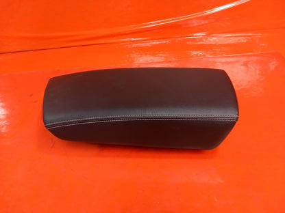 2019 Renault Megane MK4 Centre Console Armrest Warranty A387 - Image 3