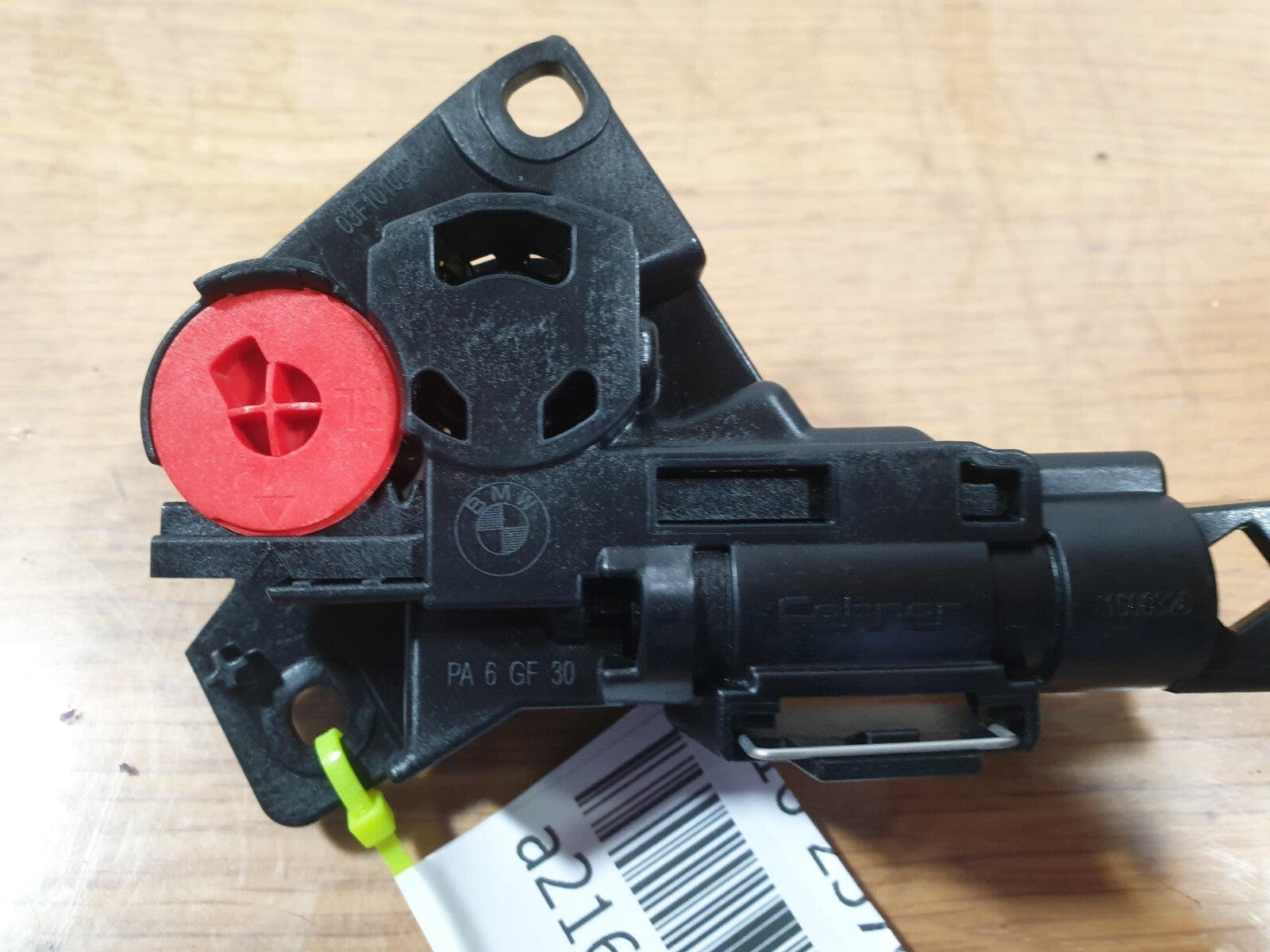 2010 BMW 5 SERIES F11 2.0D CENTRE CONSOLE ARMREST LOCK MECHANISM 03F1010023 A216 - Image 3