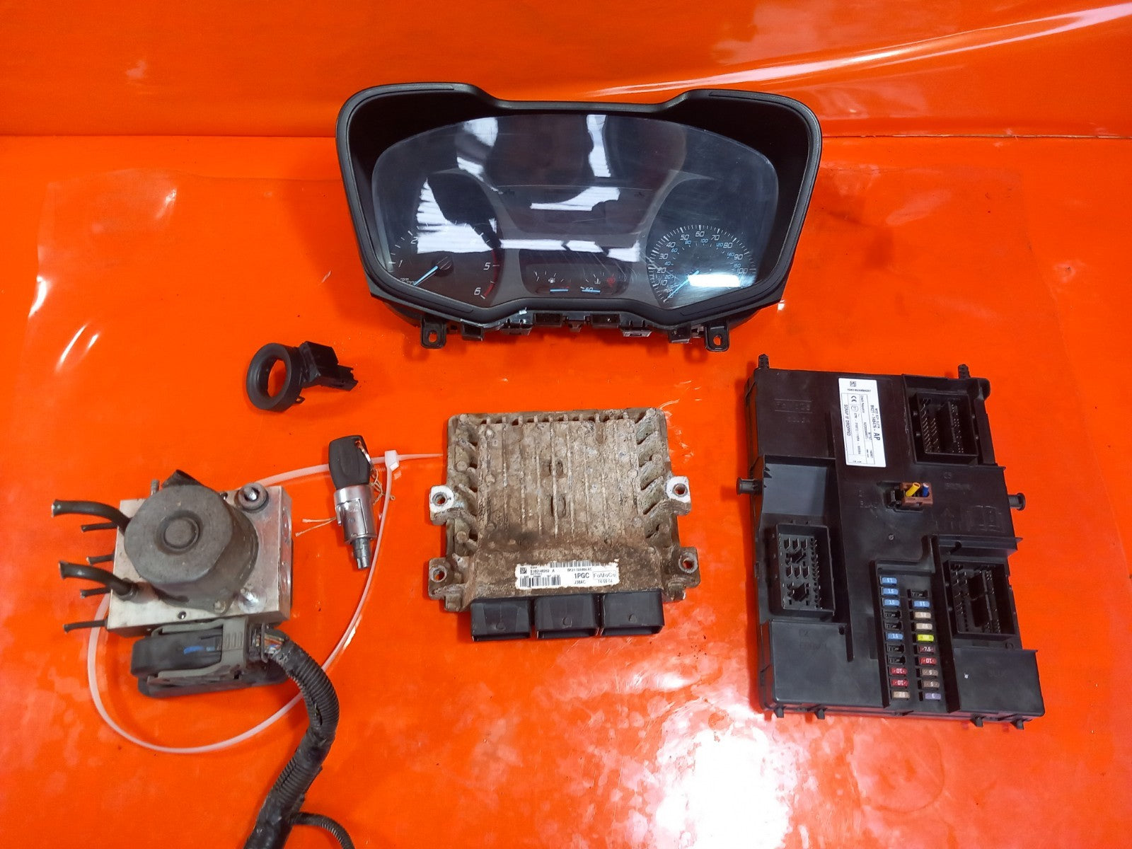 Ford Transit Custom 2.2 Diesel 2014 Engine ECU Kit BK2T14B476AP BK2112A650AC - Image 2