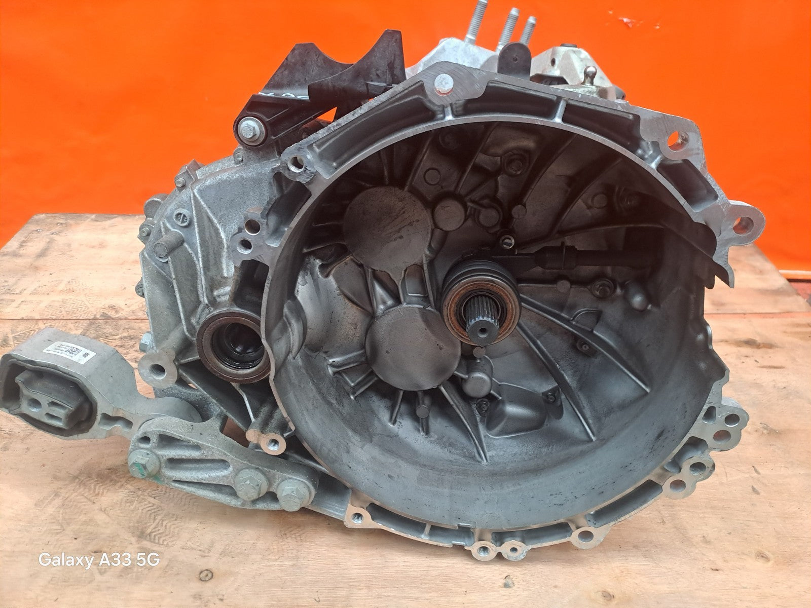 ebay-src:https://i.ebayimg.com/00/s/mtiwmfgxnjaw/z/m8gaaeswkqro8ga6/$_57.jpg