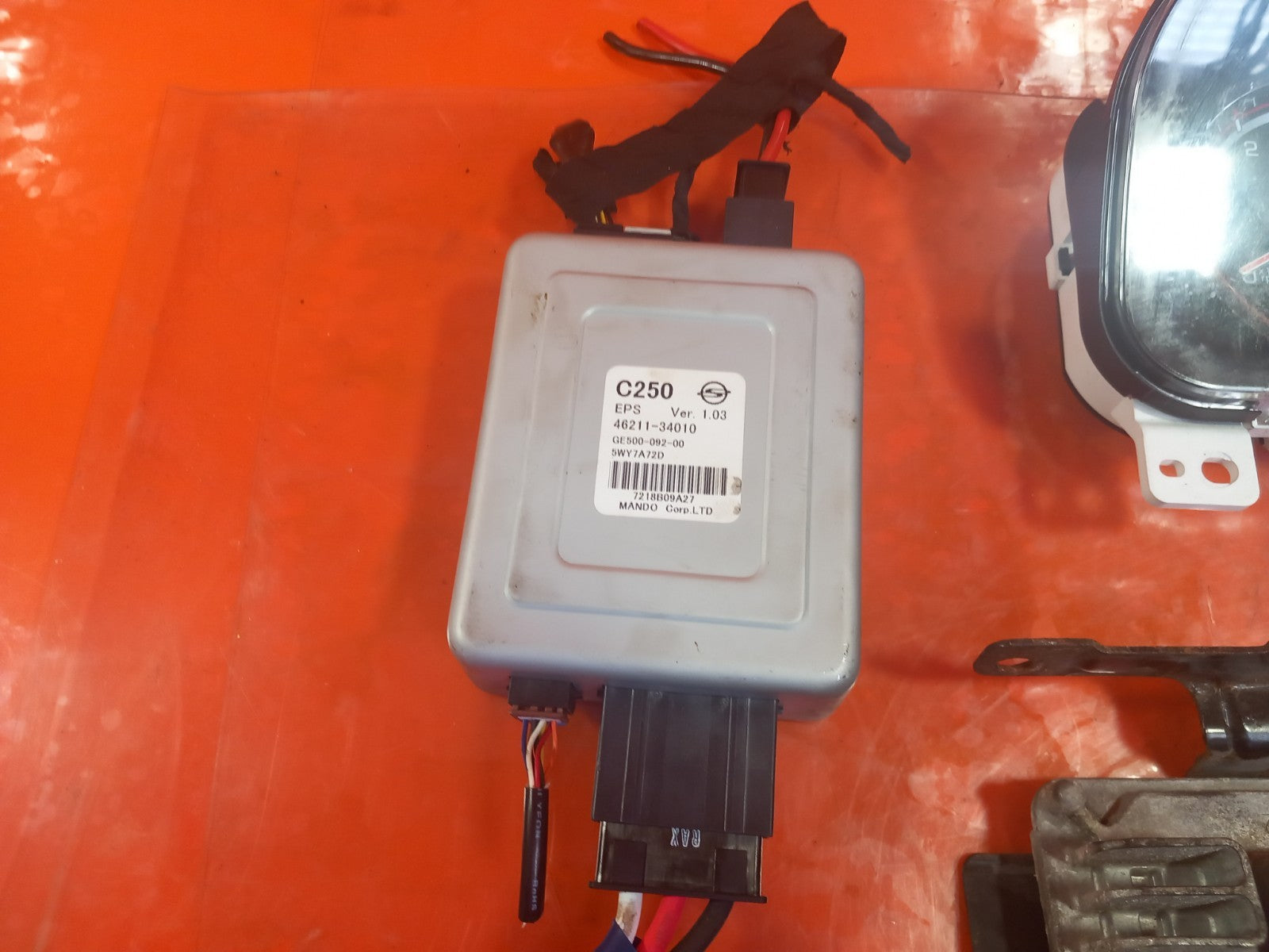 Ssangyong Korando Elx 4X4 2.2 Diesel 2018 Engine ECU Kit 46211-34010 86970-34001 - Image 4