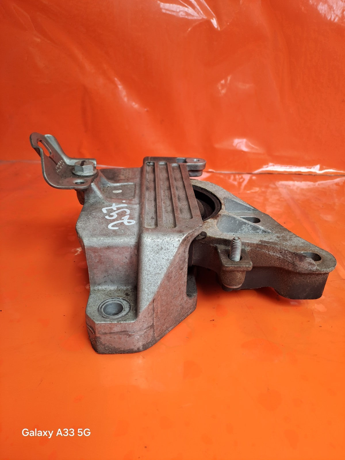 ✅2018 MERCEDES A CLASS W177 1.5D FRONT LEFT ENGINE MOUNT A2472402100 + WARRANTY - Image 5