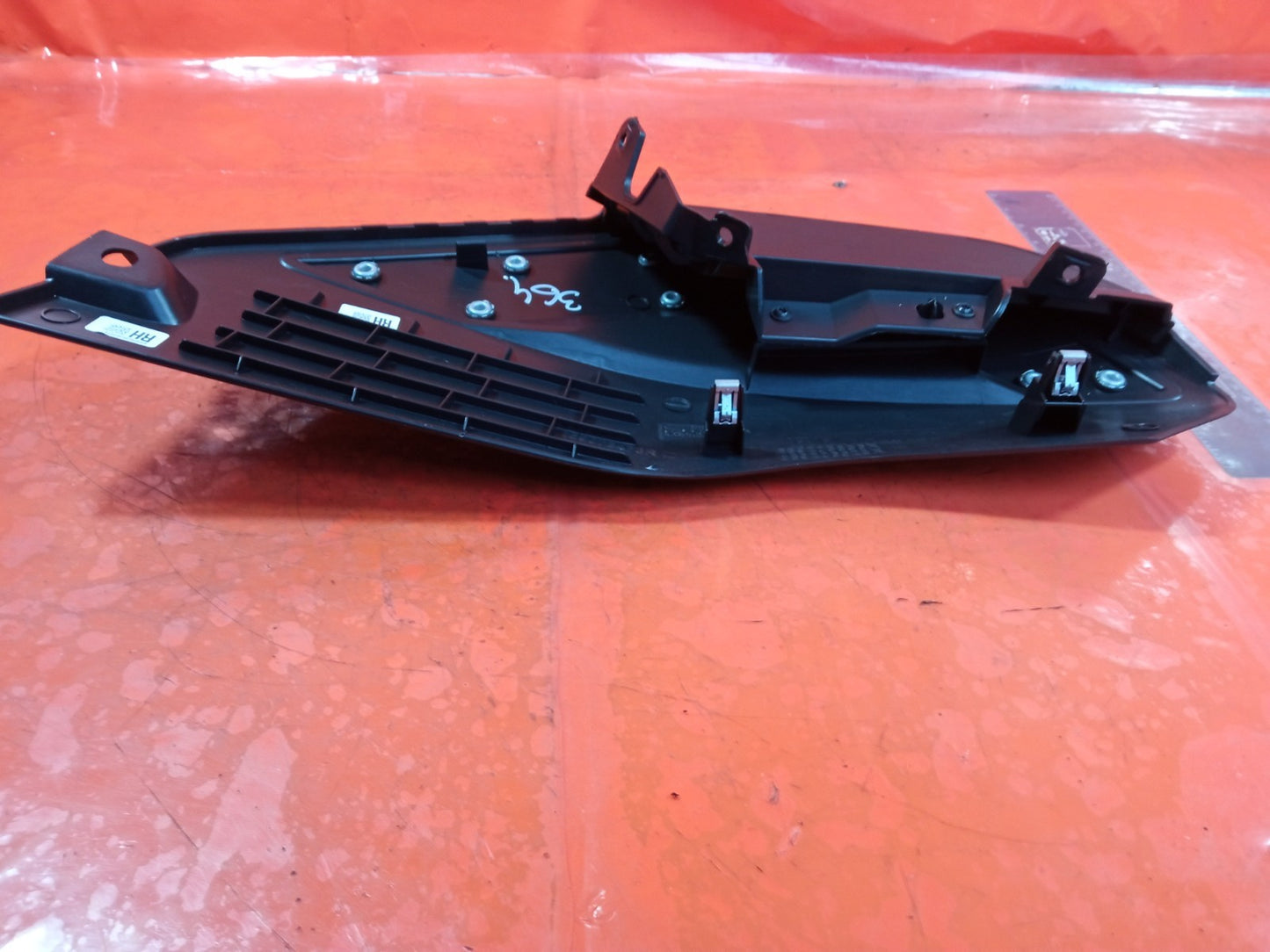 ✅2024 Dacia Duster Journey Centre Console Trim Right 689203836R + Warranty A364 - Image 4