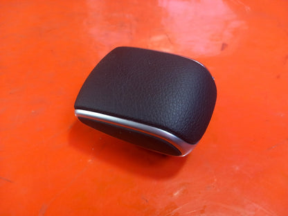 Mercedes Gle 450D AMG 3.0 Diesel 2025 Gear Shifting Knob Top Cover A1676801405 - Image 6