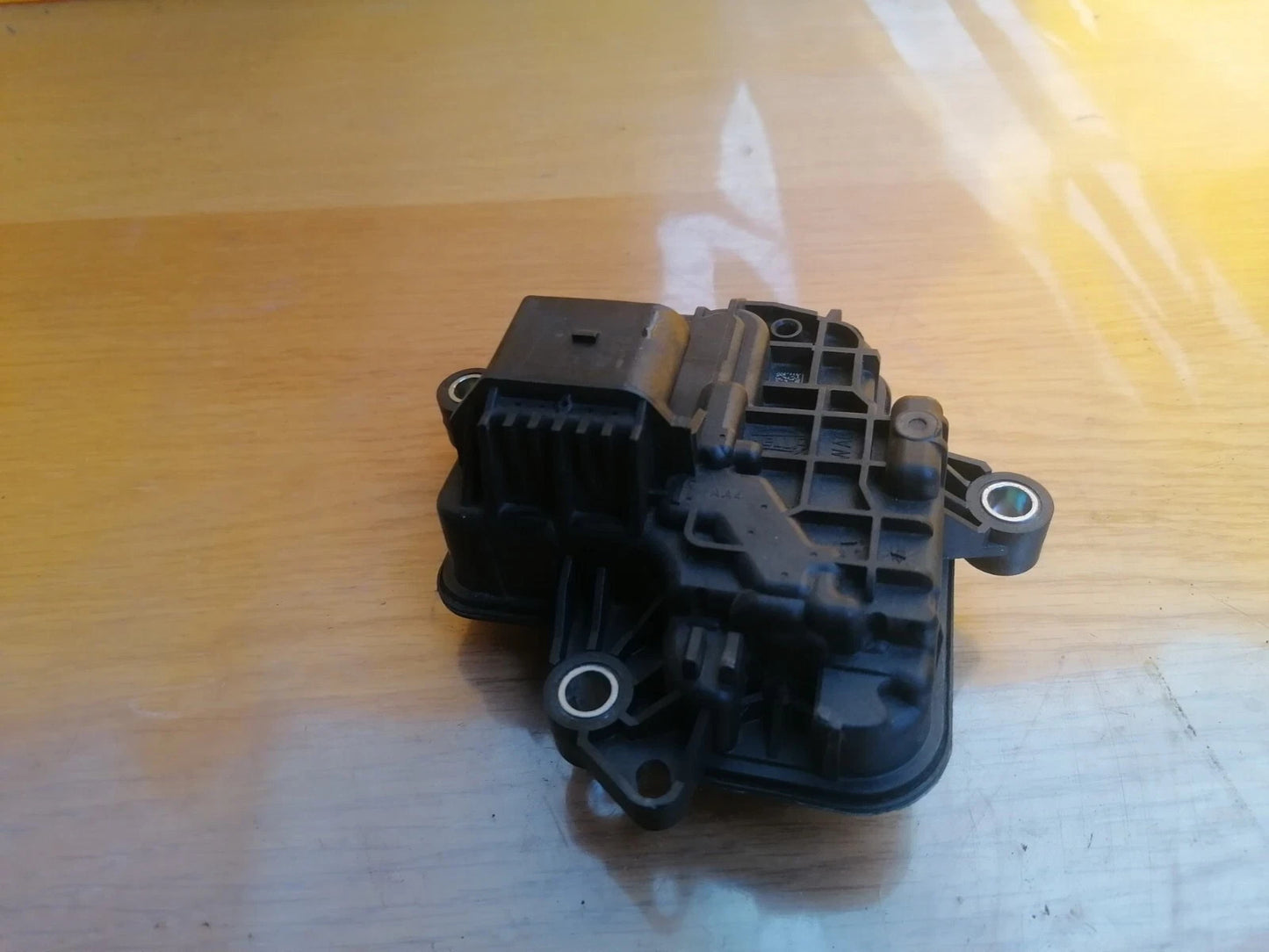 ebay-src:https://i.ebayimg.com/00/s/mtiwmfgxnjaw/z/r0waaeswzqpqdes2/$_57.jpg