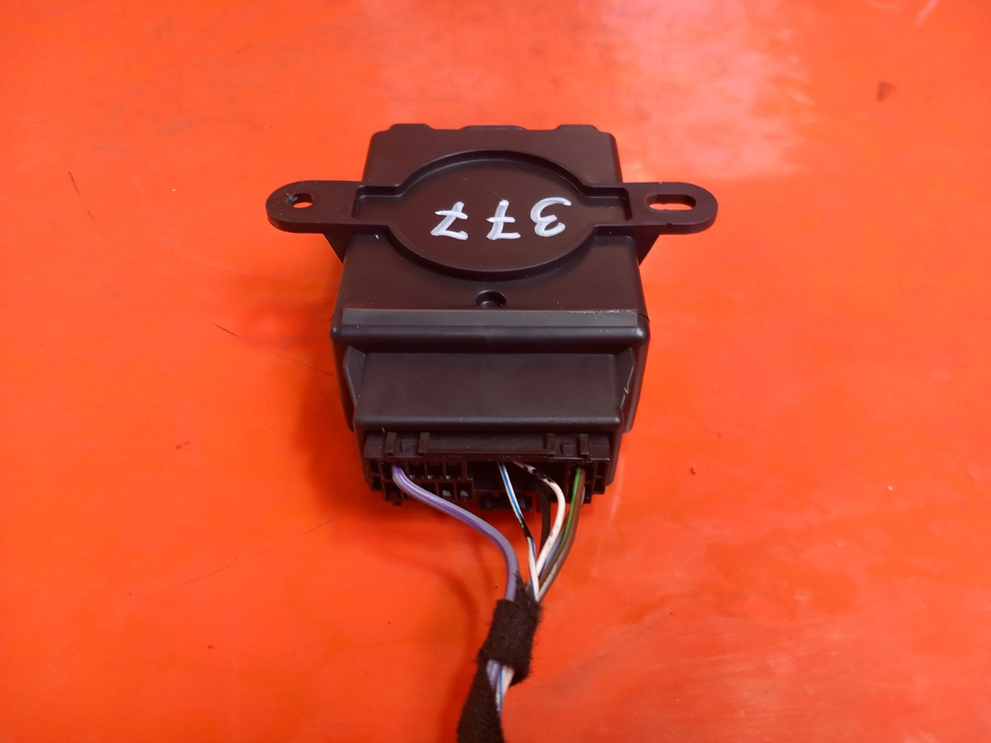 2015 Ford Tourneo Custom Headlight Control Module BK21-13C148-AB Warranty A377 - Image 9
