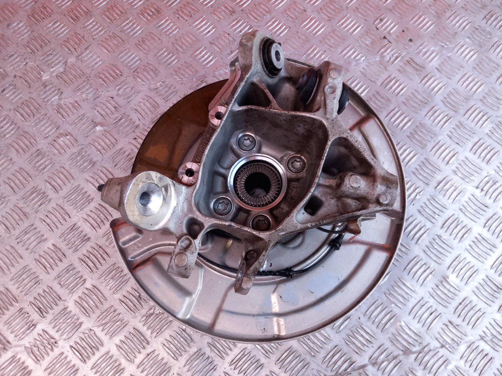 2025 BMW X5 G05 Front Right Brake Disc 6896673 Warranty A398 - Image 4
