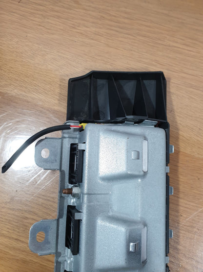 MERCEDES B CLASS W246 1.8 DIESEL 2012 FRONT RIGHT KNEE ARBAG A24686006029 A211 - Image 12