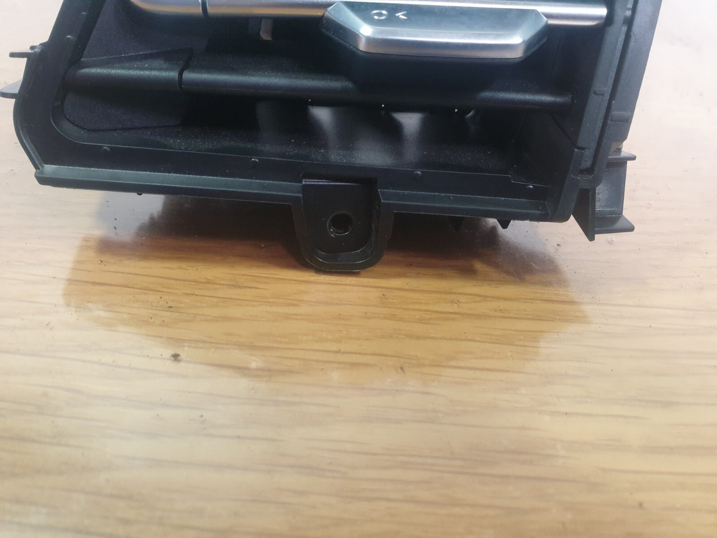 ebay-src:https://i.ebayimg.com/00/s/mtiwmfgxnjaw/z/y5eaaoswngrmundj/$_57.jpg