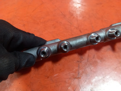 ebay-src:https://i.ebayimg.com/00/s/mtiwmfgxnjaw/z/~1saaeswruzqkuvq/$_57.jpg