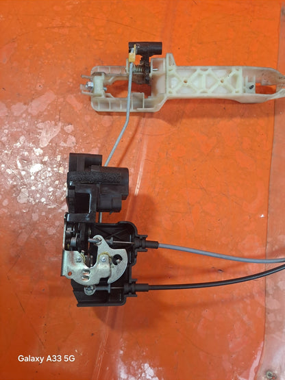 ✅SSANGYONG KORANDO 2.2 DIESEL 2015 FRONT LEFT DOOR LOCK MECHANISM Warranty A337 - Image 9
