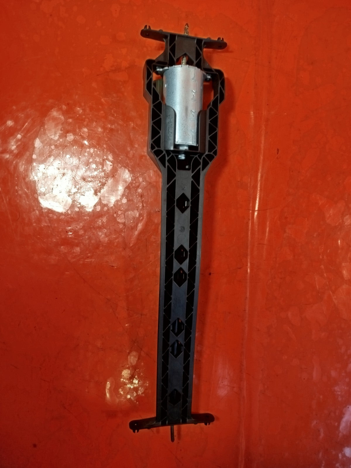 ebay-src:https://i.ebayimg.com/00/s/mtywmfgxmjaw/z/pocaaeswsa1plazf/$_57.jpg